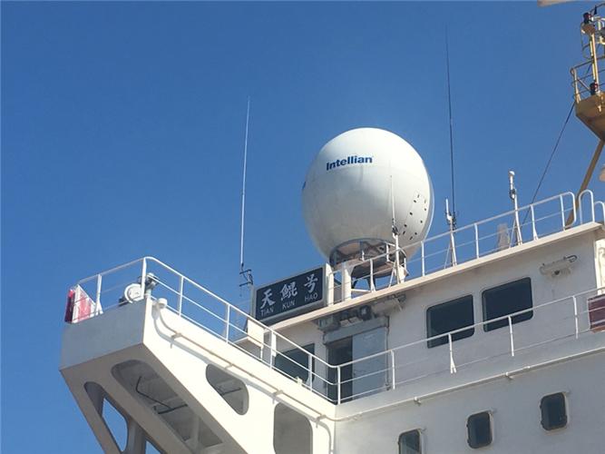 我国自主研发的疏浚重器"天鲲号"首次试航成功